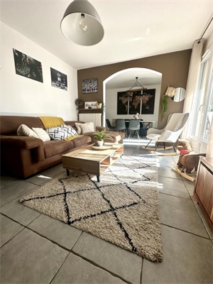 t3 à la vente -   13240  SEPTEMES LES VALLONS, surface 74 m2 vente t3 - UBI469050437